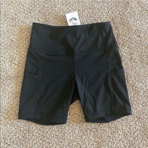 black athletic biker shorts with side pockets